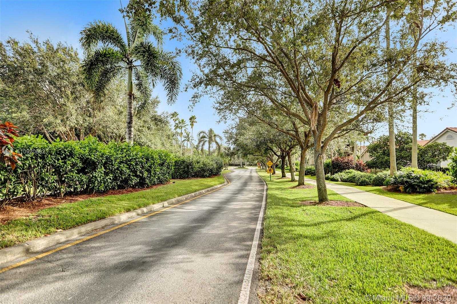 Small Image of 2810 BOGOTA AVE, Cooper City Number 42