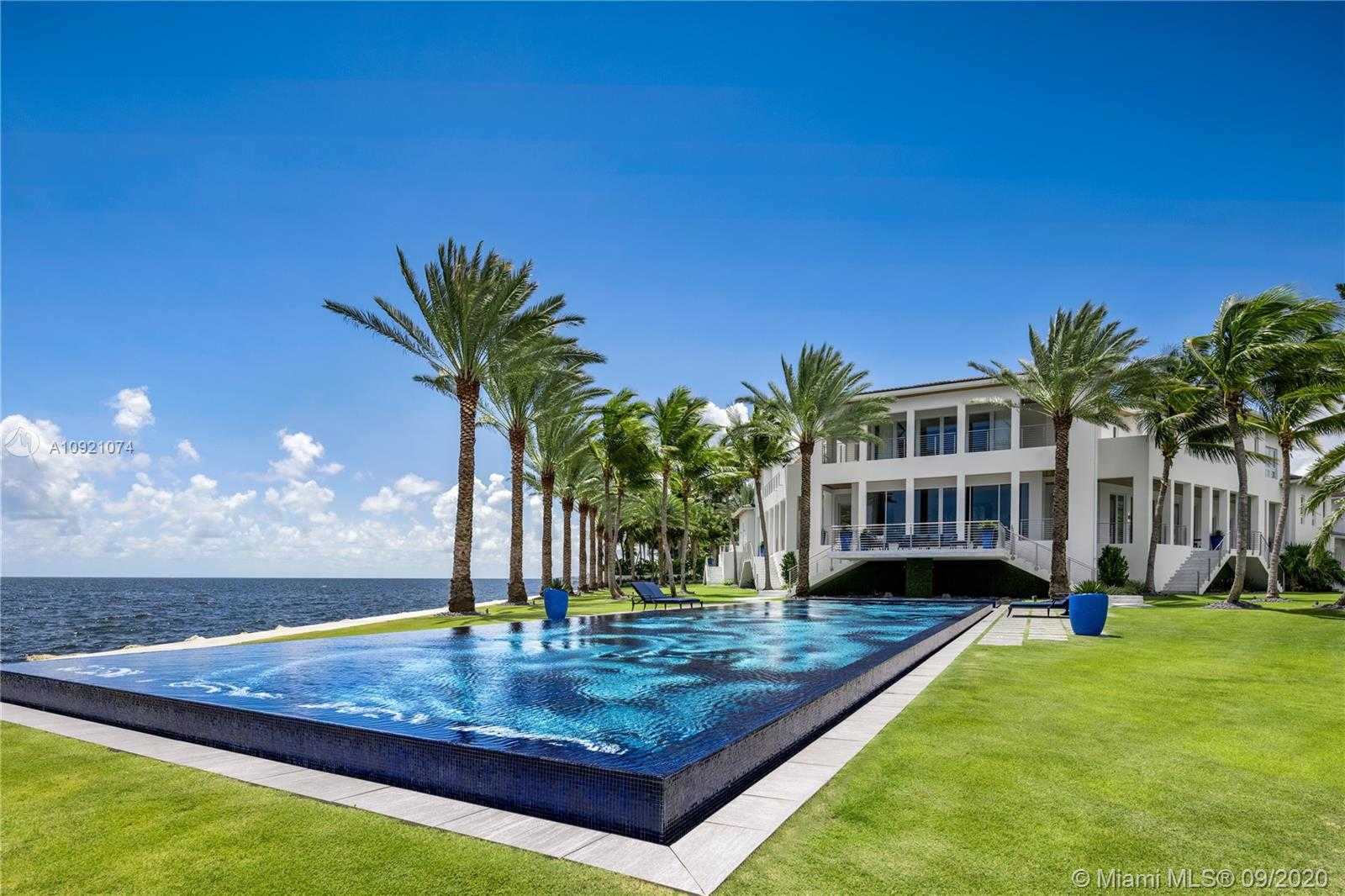 Small Image of 41 ARVIDA PKWY, Coral Gables Number 11