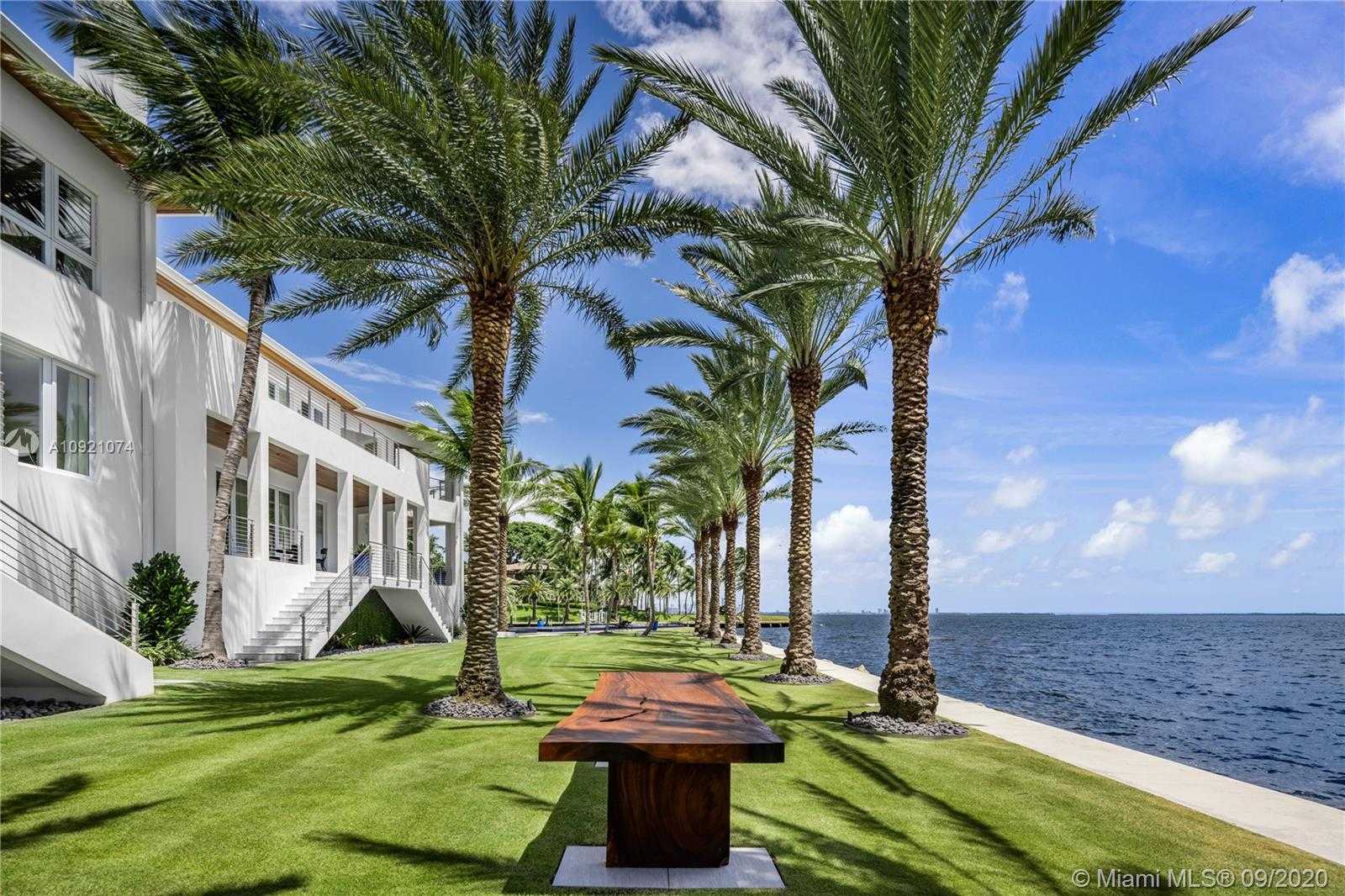 Small Image of 41 ARVIDA PKWY, Coral Gables Number 22