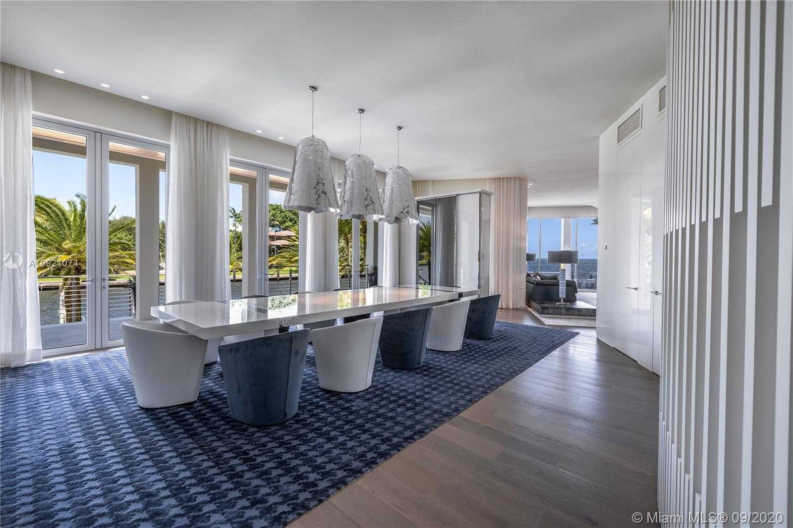 Small Image of 41 ARVIDA PKWY, Coral Gables Number 23