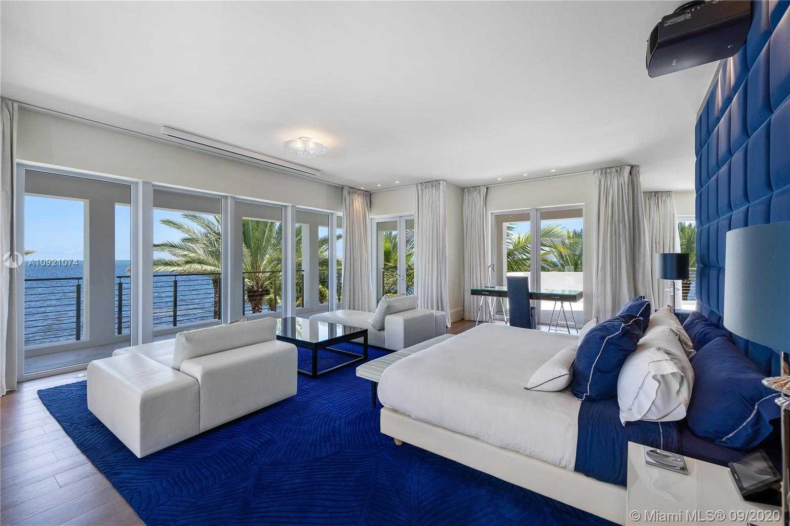 Small Image of 41 ARVIDA PKWY, Coral Gables Number 31