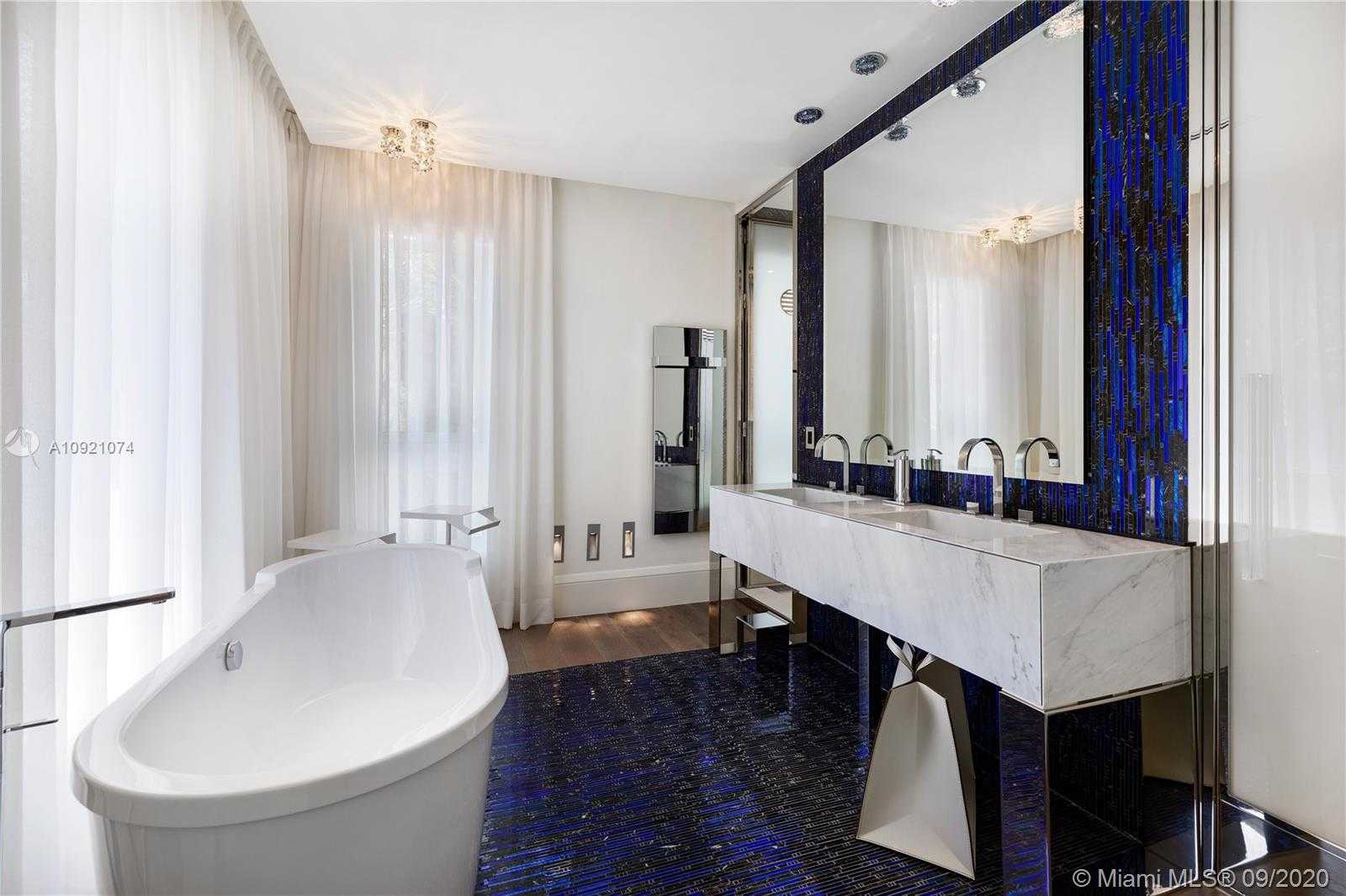 Small Image of 41 ARVIDA PKWY, Coral Gables Number 38