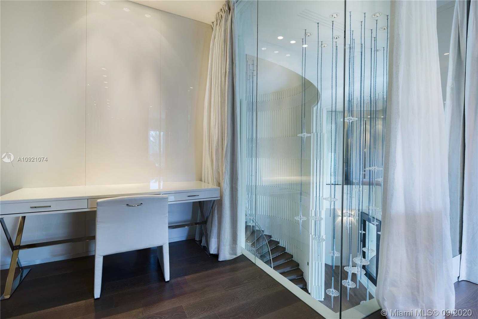 Small Image of 41 ARVIDA PKWY, Coral Gables Number 41