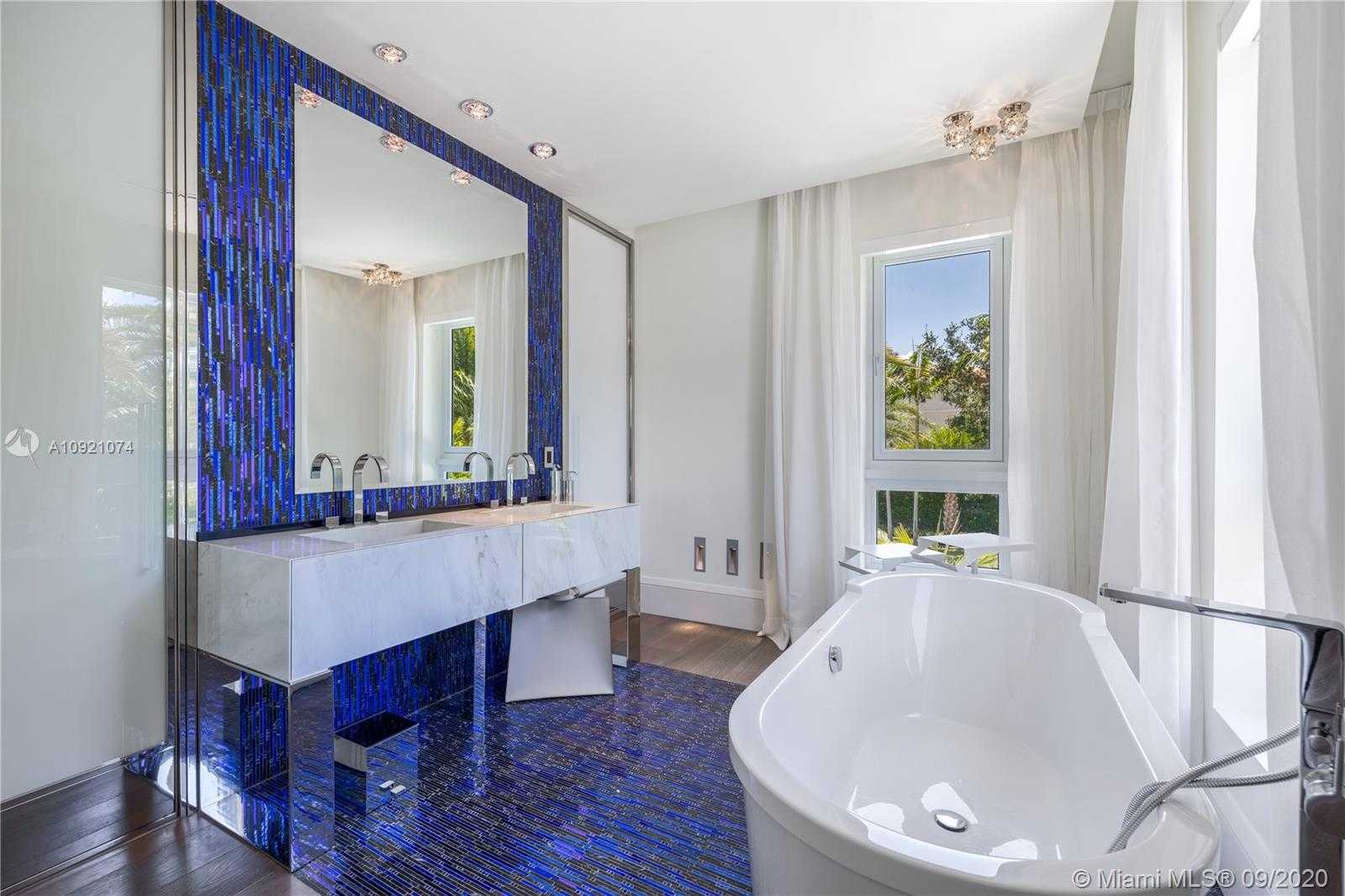 Small Image of 41 ARVIDA PKWY, Coral Gables Number 42