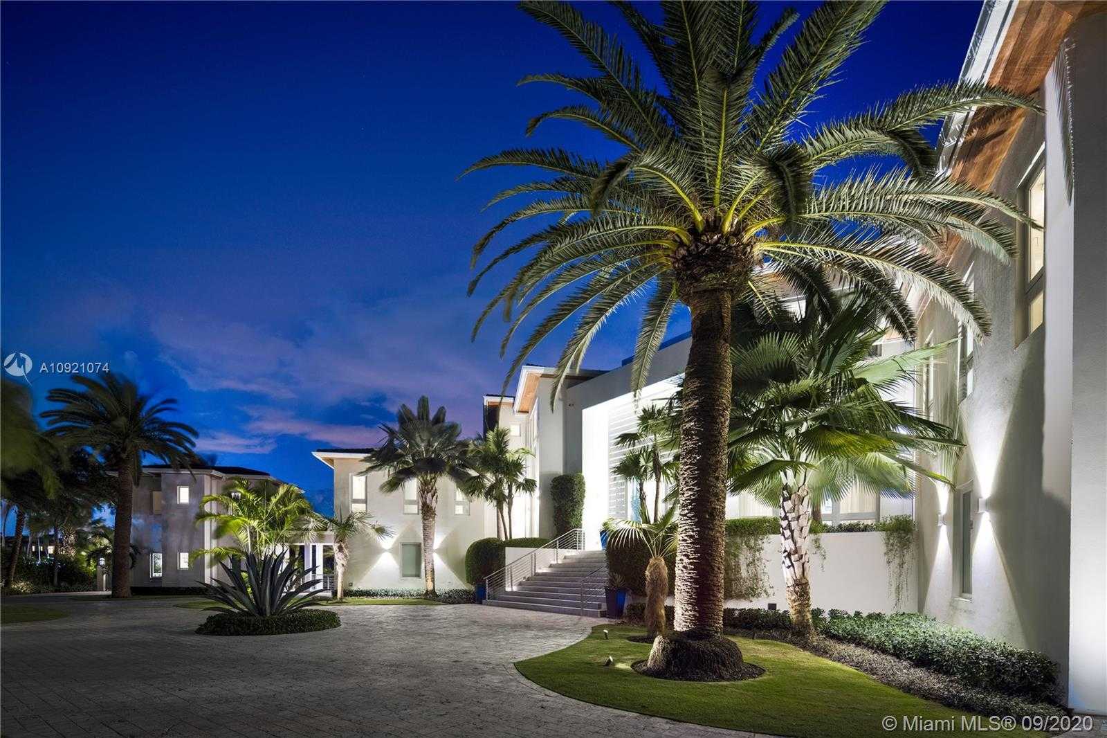 Small Image of 41 ARVIDA PKWY, Coral Gables Number 9