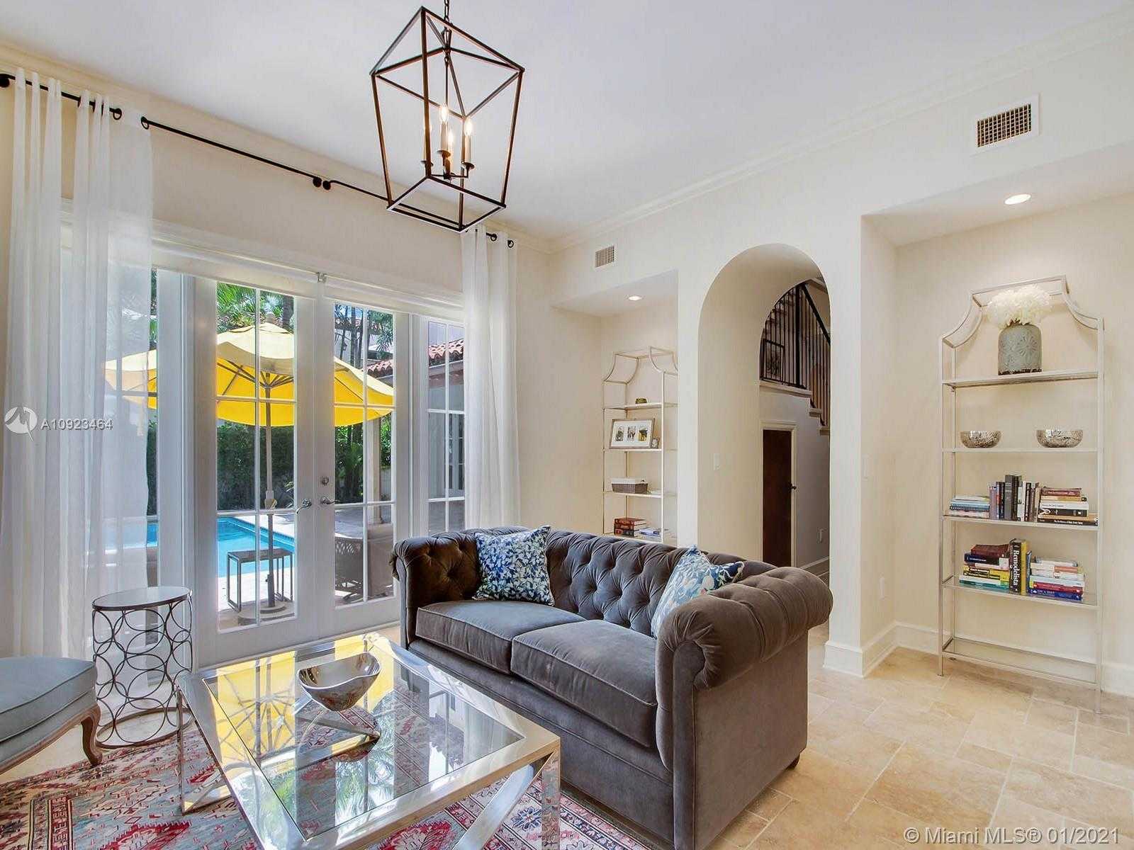 Small Image of 722 ALMERIA AVENUE, Coral Gables Number 13