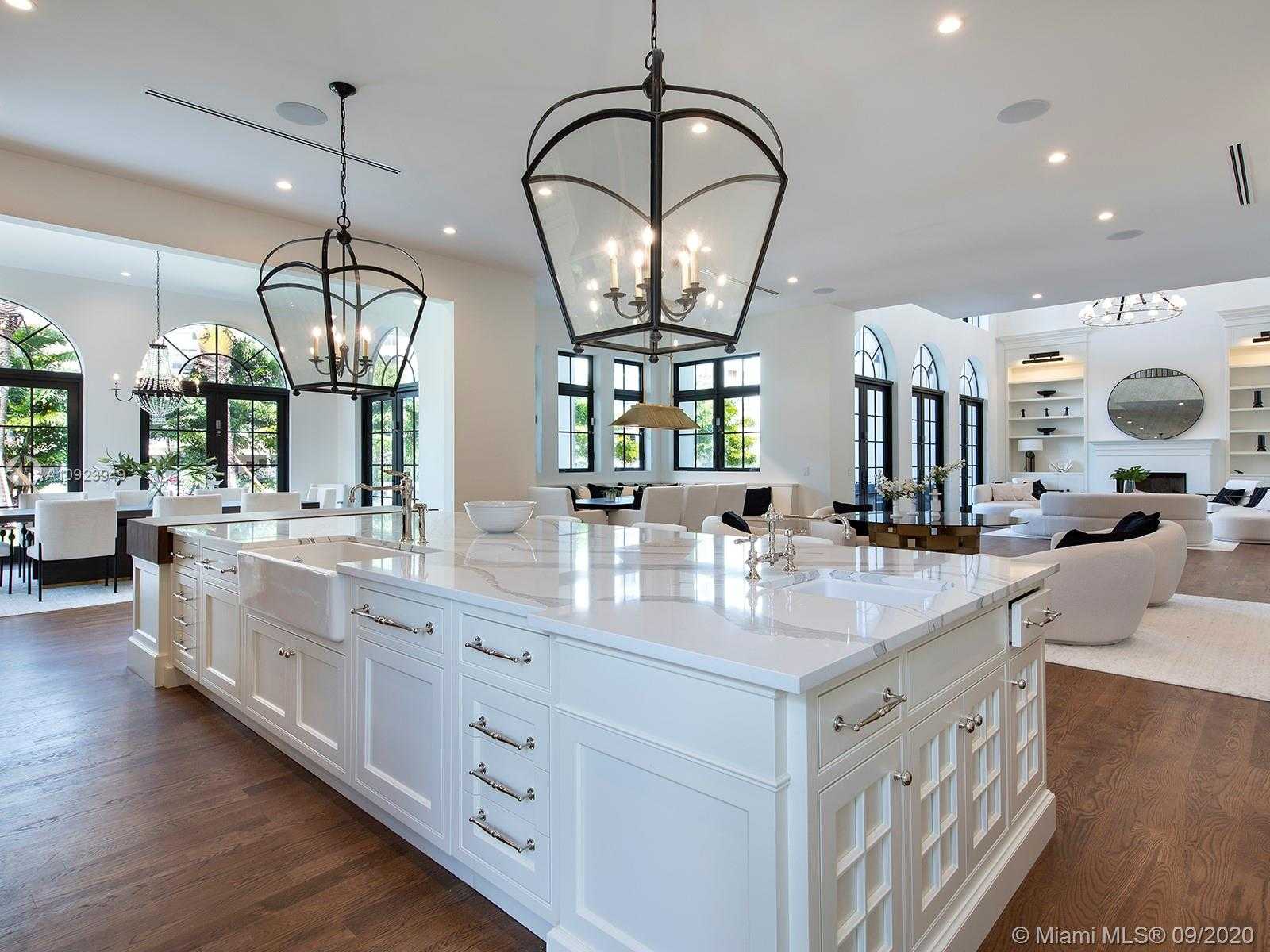 Small Image of 406 TAMARIND DR, Hallandale Beach Number 17