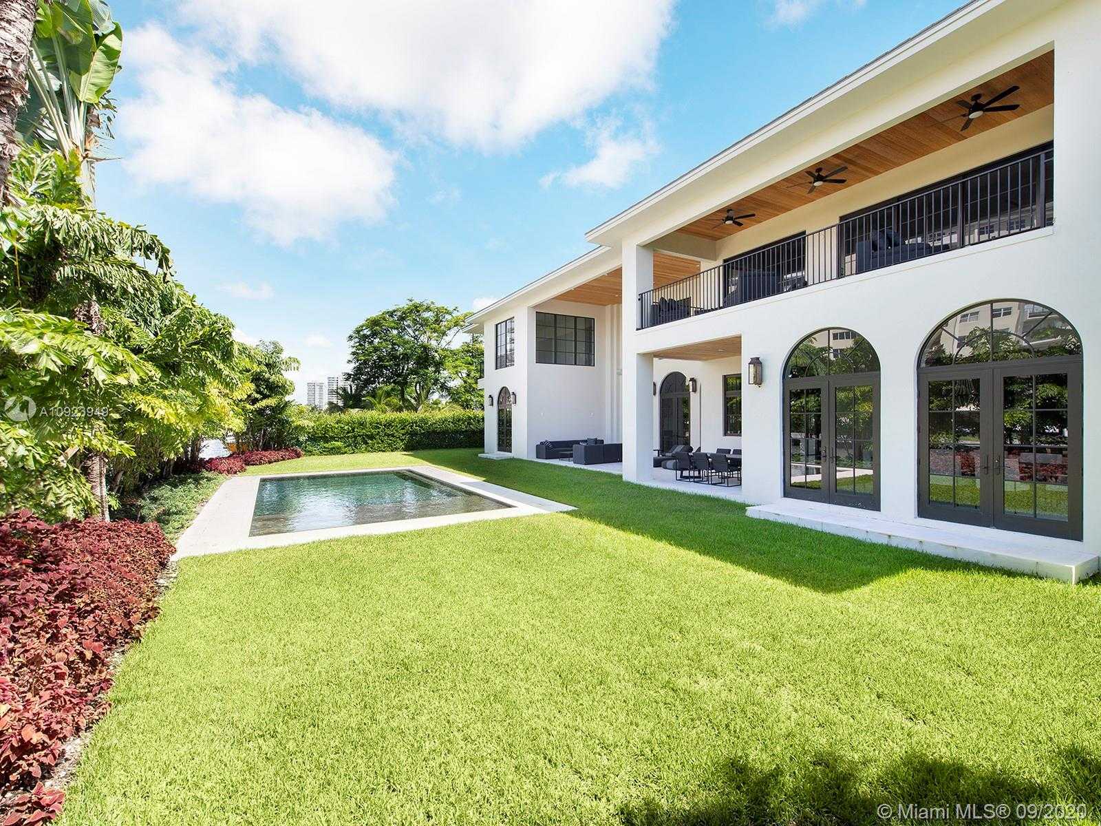Small Image of 406 TAMARIND DR, Hallandale Beach Number 23