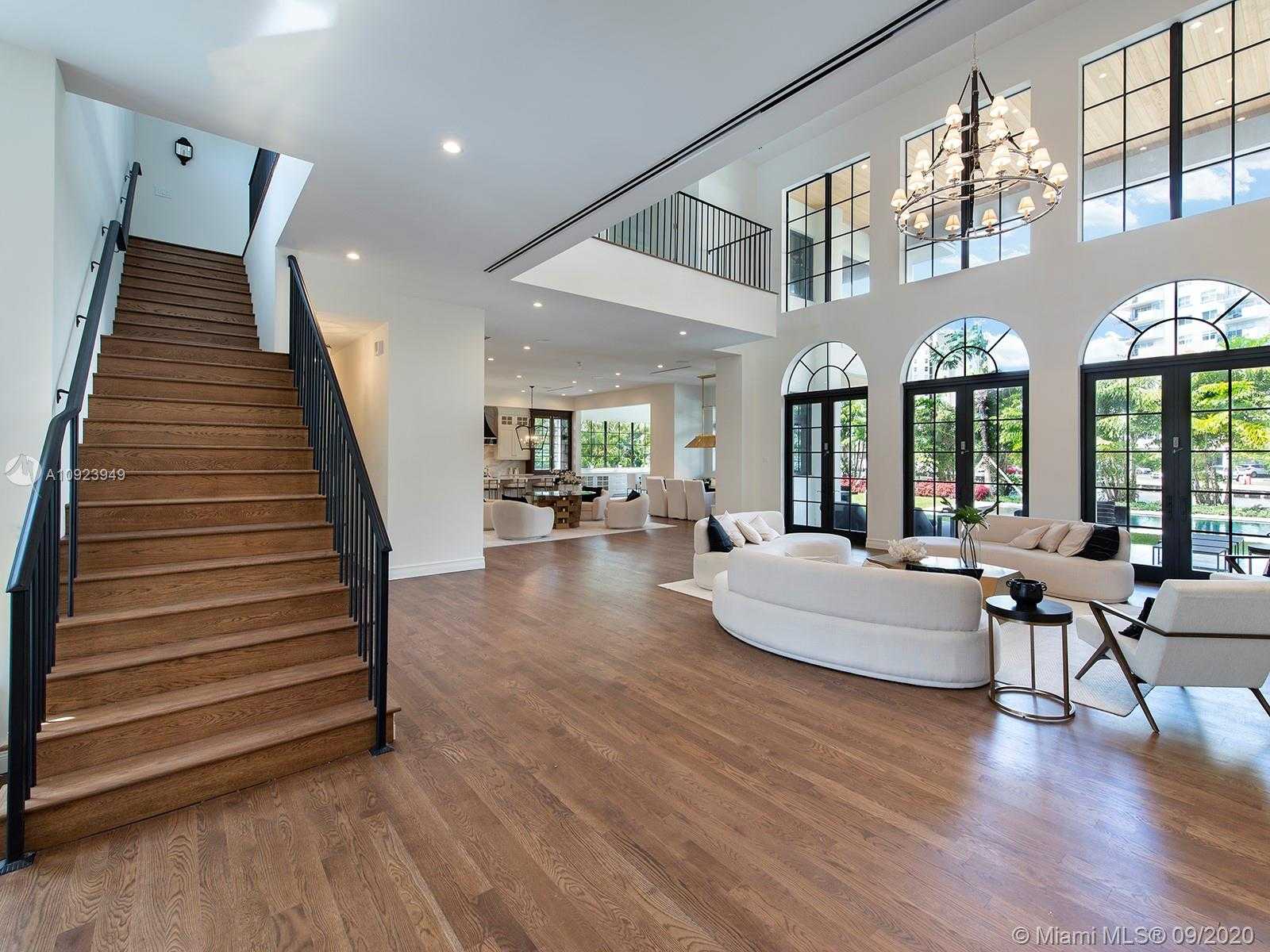 Small Image of 406 TAMARIND DR, Hallandale Beach Number 26