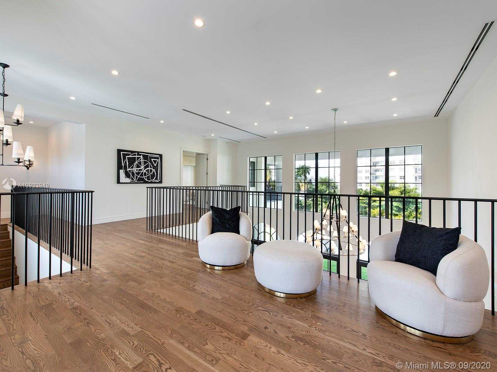 Small Image of 406 TAMARIND DR, Hallandale Beach Number 27
