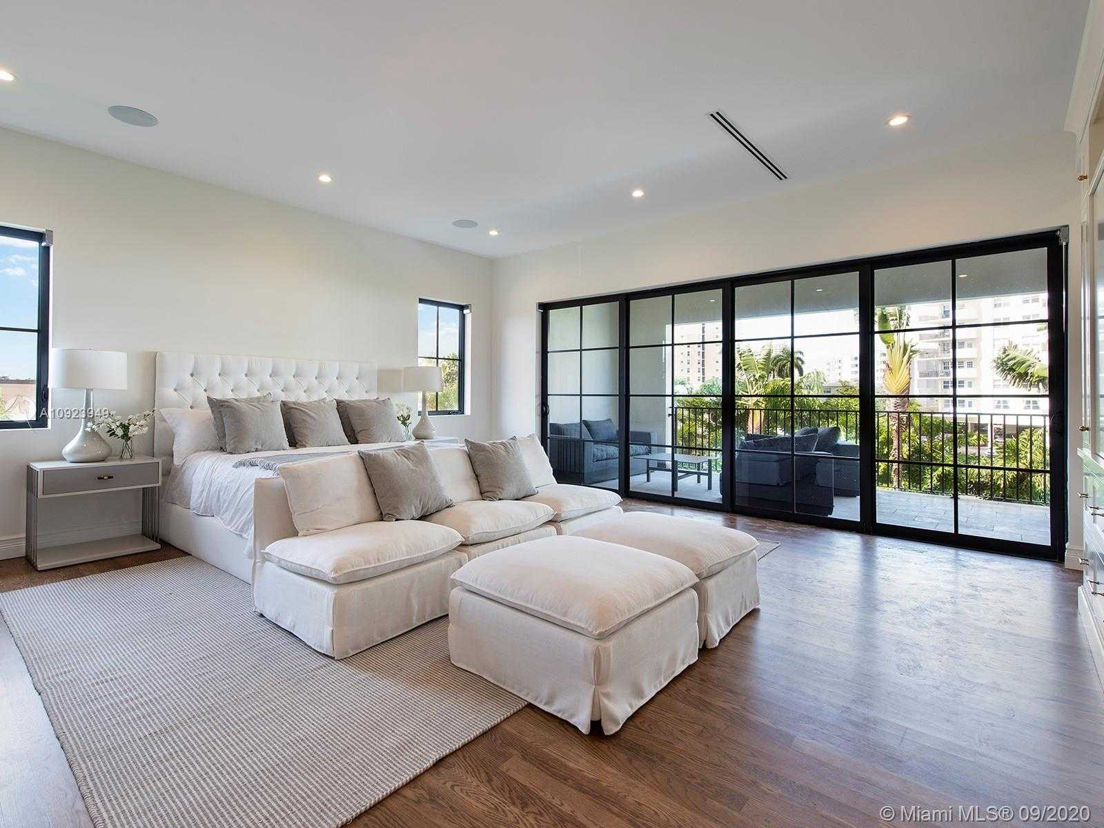 Small Image of 406 TAMARIND DR, Hallandale Beach Number 30