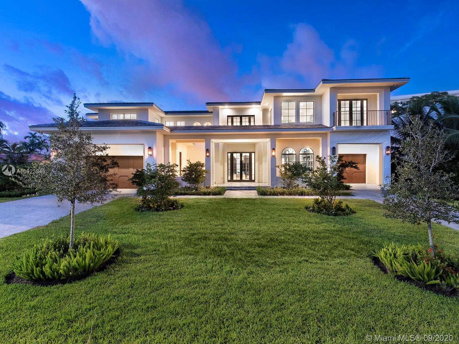Small Image of 406 TAMARIND DR, Hallandale Beach Number 4
