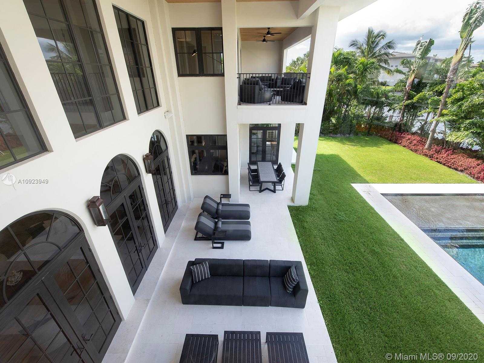 Small Image of 406 TAMARIND DR, Hallandale Beach Number 42