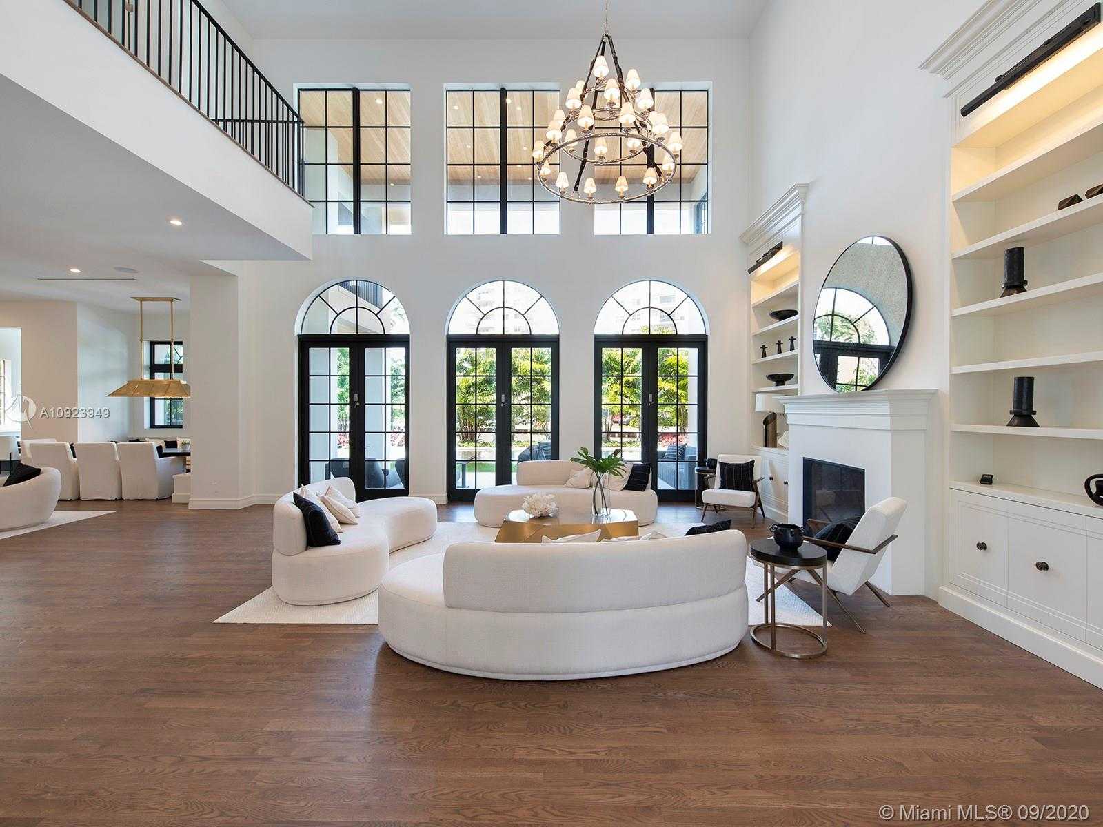 Small Image of 406 TAMARIND DR, Hallandale Beach Number 6