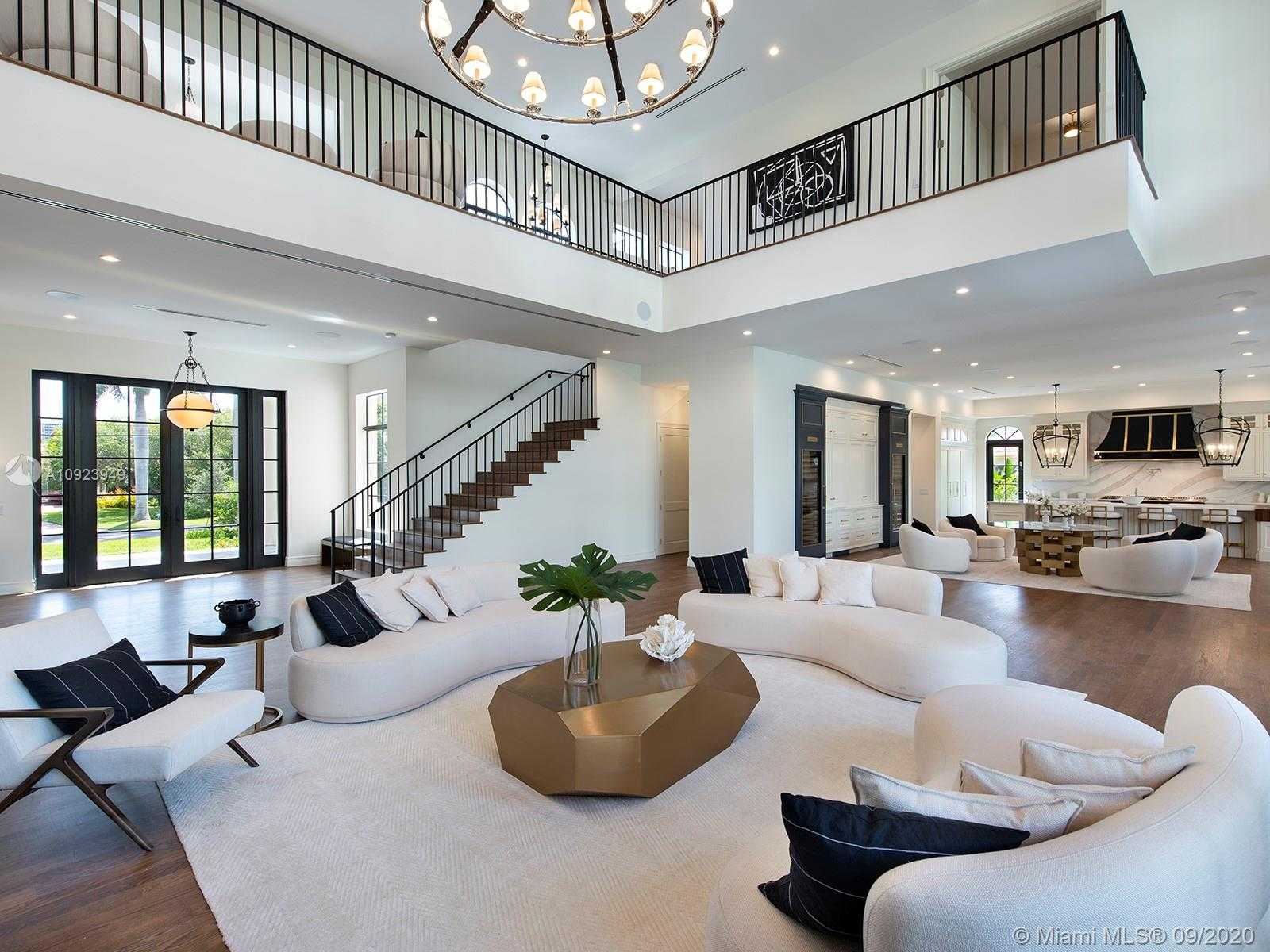 Small Image of 406 TAMARIND DR, Hallandale Beach Number 9