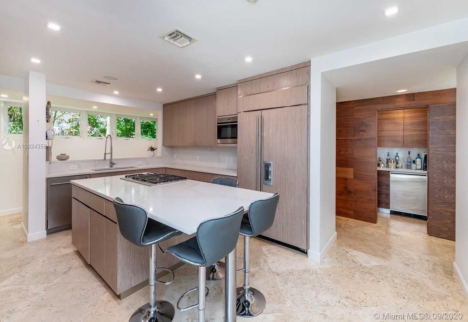 Small Image of 24 PALM AVE, Miami Beach Number 11