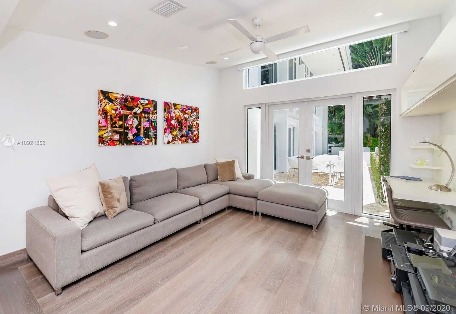 Small Image of 24 PALM AVE, Miami Beach Number 12
