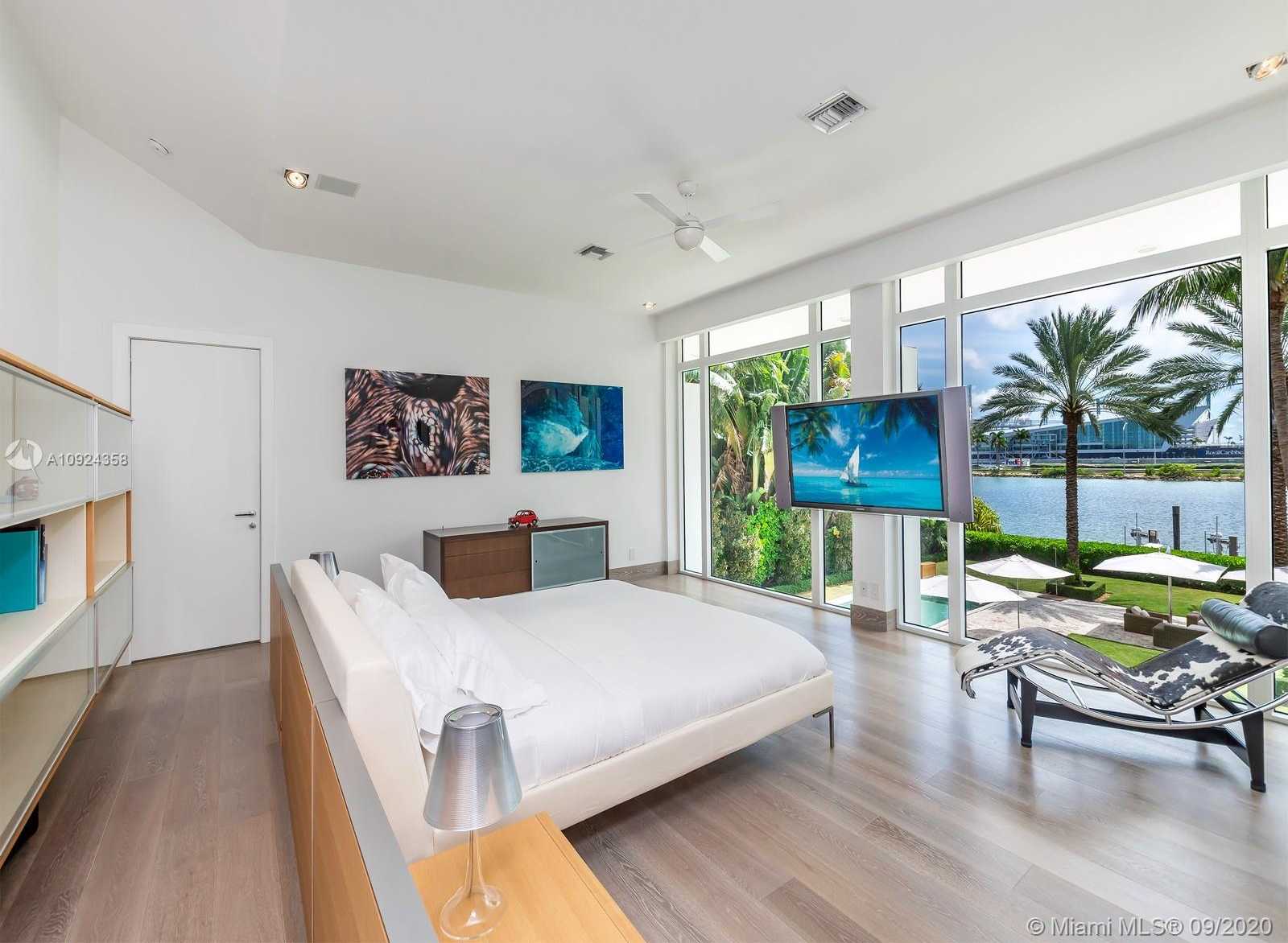 Small Image of 24 PALM AVE, Miami Beach Number 15