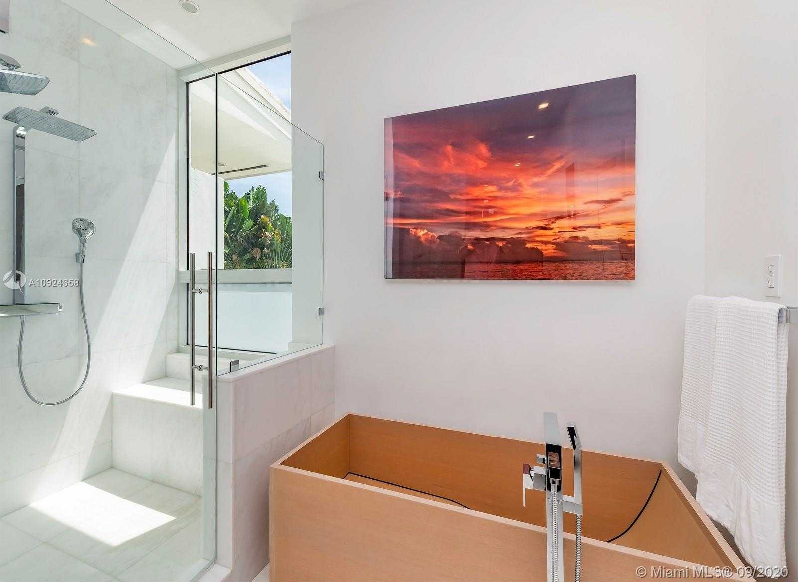 Small Image of 24 PALM AVE, Miami Beach Number 18