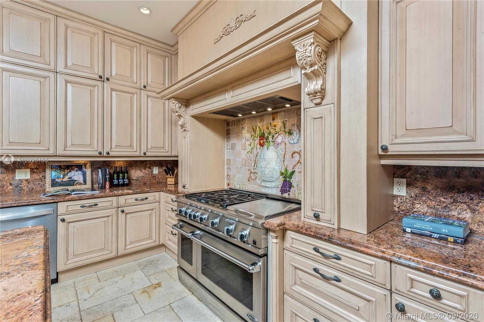 Small Image of 6864 SOUTH WEST 68TH ST, South Miami Number 25