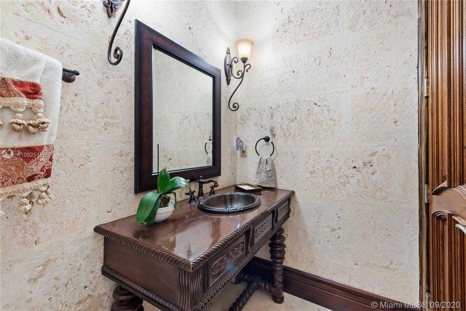 Small Image of 6864 SOUTH WEST 68TH ST, South Miami Number 27