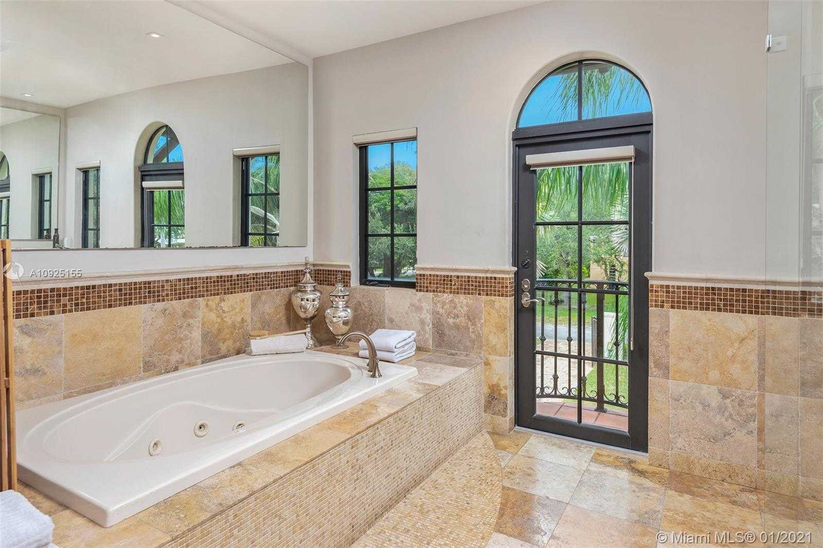 Small Image of 6864 SOUTH WEST 68TH ST, South Miami Number 41