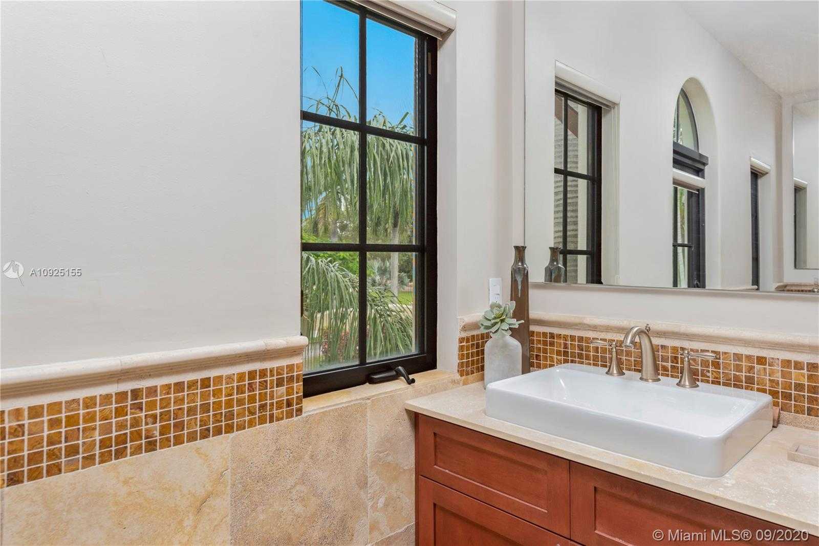 Small Image of 6864 SOUTH WEST 68TH ST, South Miami Number 42