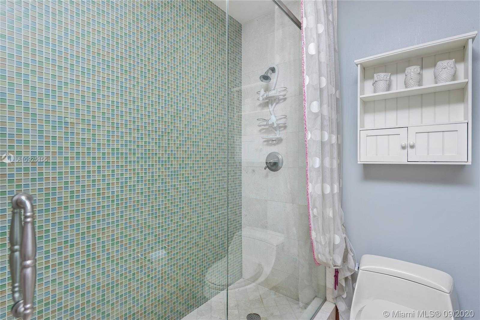 Small Image of 6864 SOUTH WEST 68TH ST, South Miami Number 48