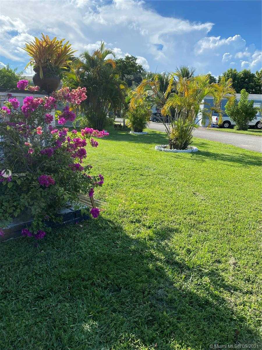 Small Image of 5301 SOUTH WEST 35TH, Davie Number 10