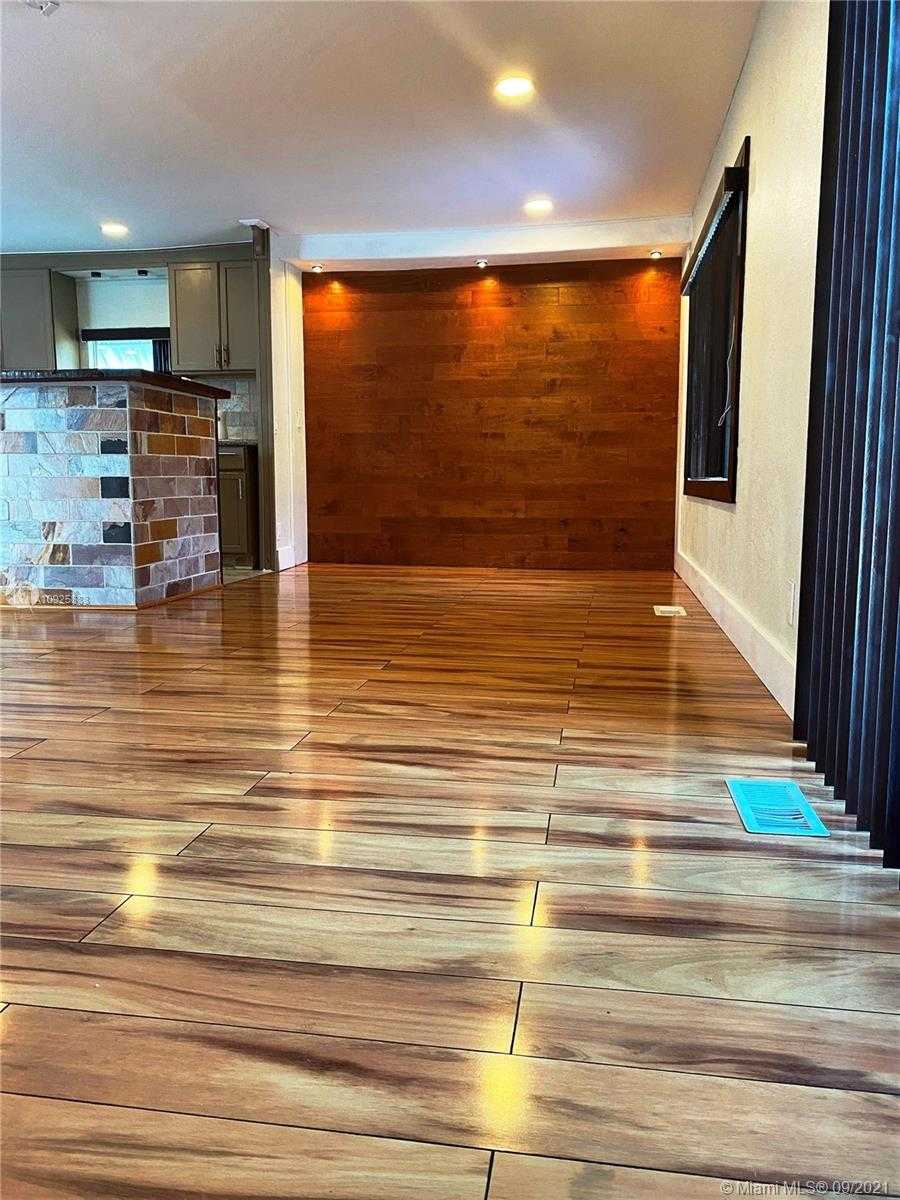 Small Image of 5301 SOUTH WEST 35TH, Davie Number 25