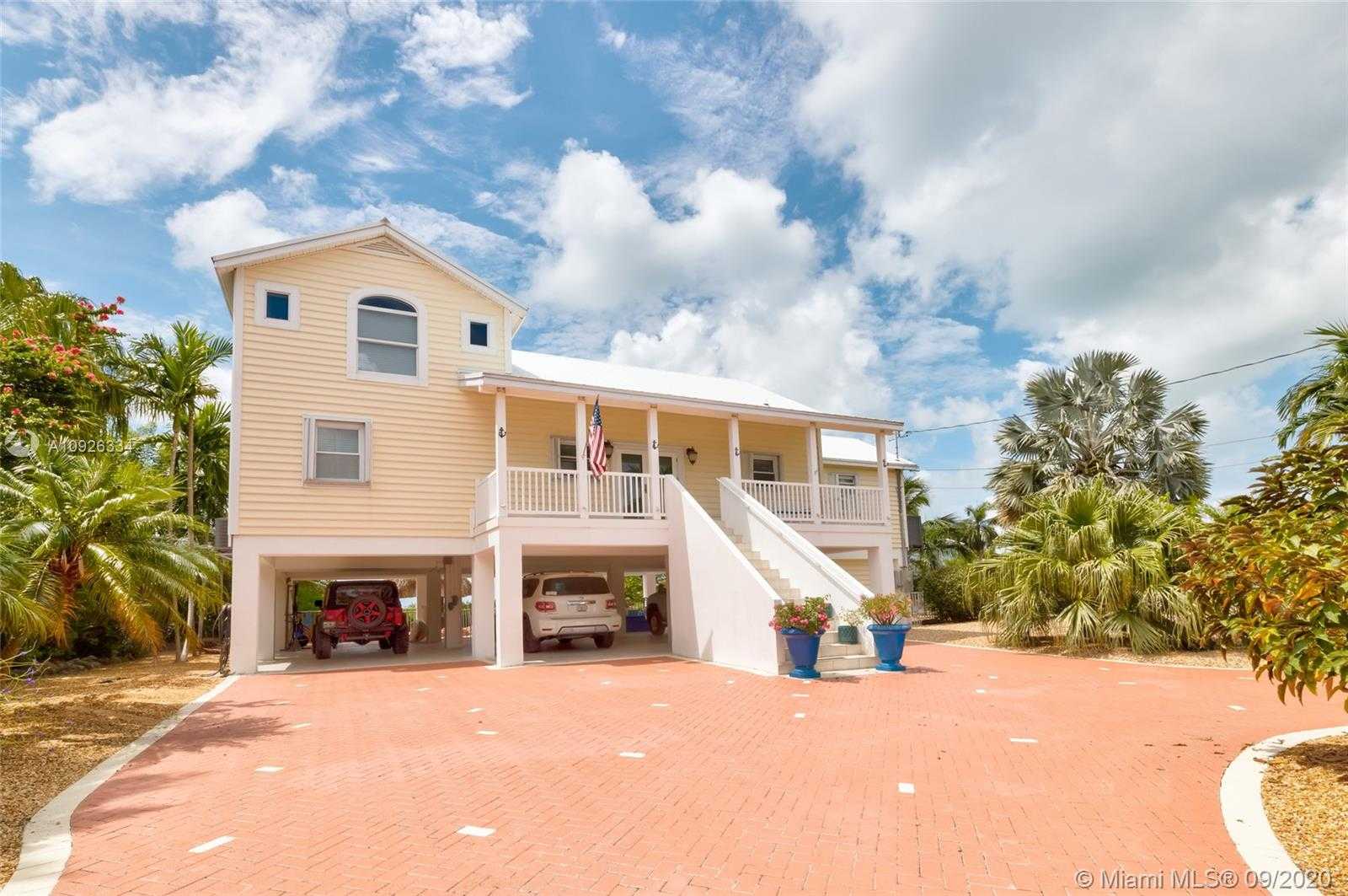 Small Image of 106 WEST PIRATES COVE DR, Marathon Number 24