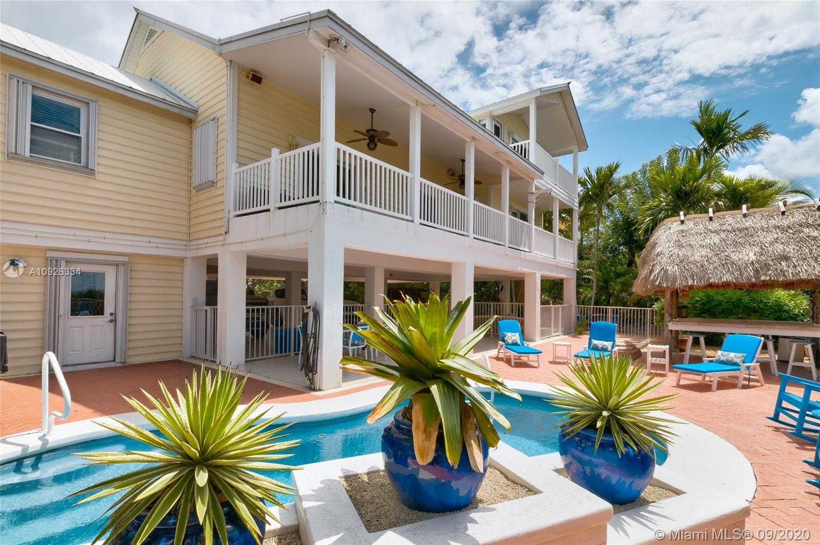 Small Image of 106 WEST PIRATES COVE DR, Marathon Number 9