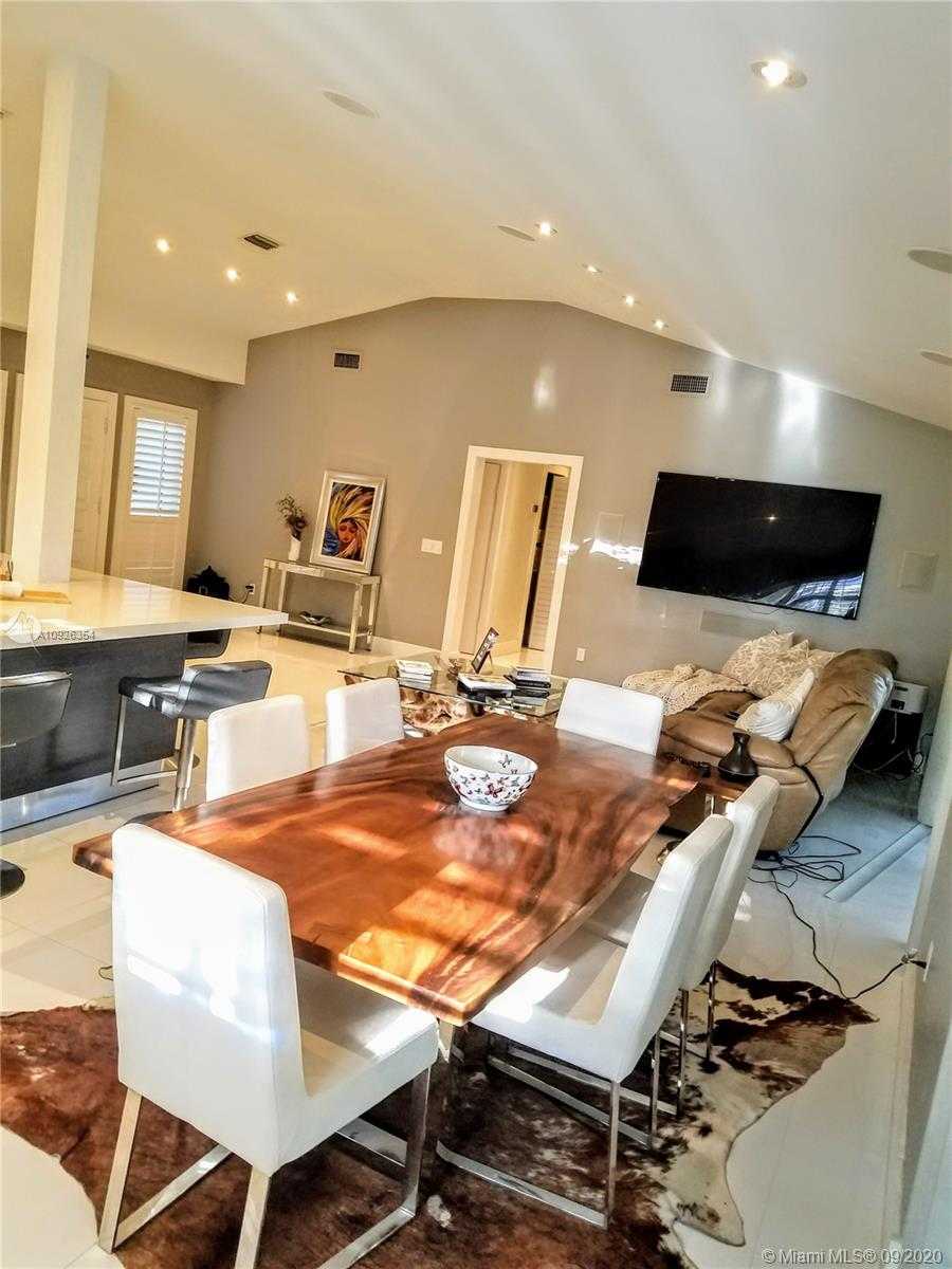 Small Image of 6440 SOUTH WEST 144TH ST, Coral Gables Number 20