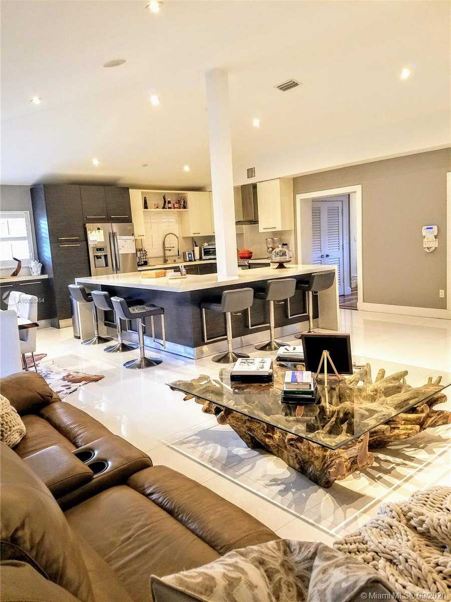 Small Image of 6440 SOUTH WEST 144TH ST, Coral Gables Number 24