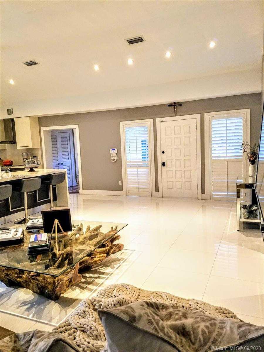 Small Image of 6440 SOUTH WEST 144TH ST, Coral Gables Number 25