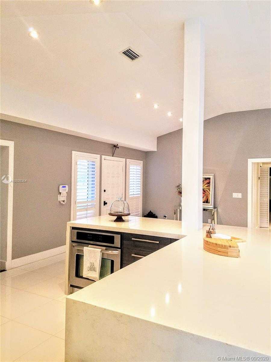 Small Image of 6440 SOUTH WEST 144TH ST, Coral Gables Number 29