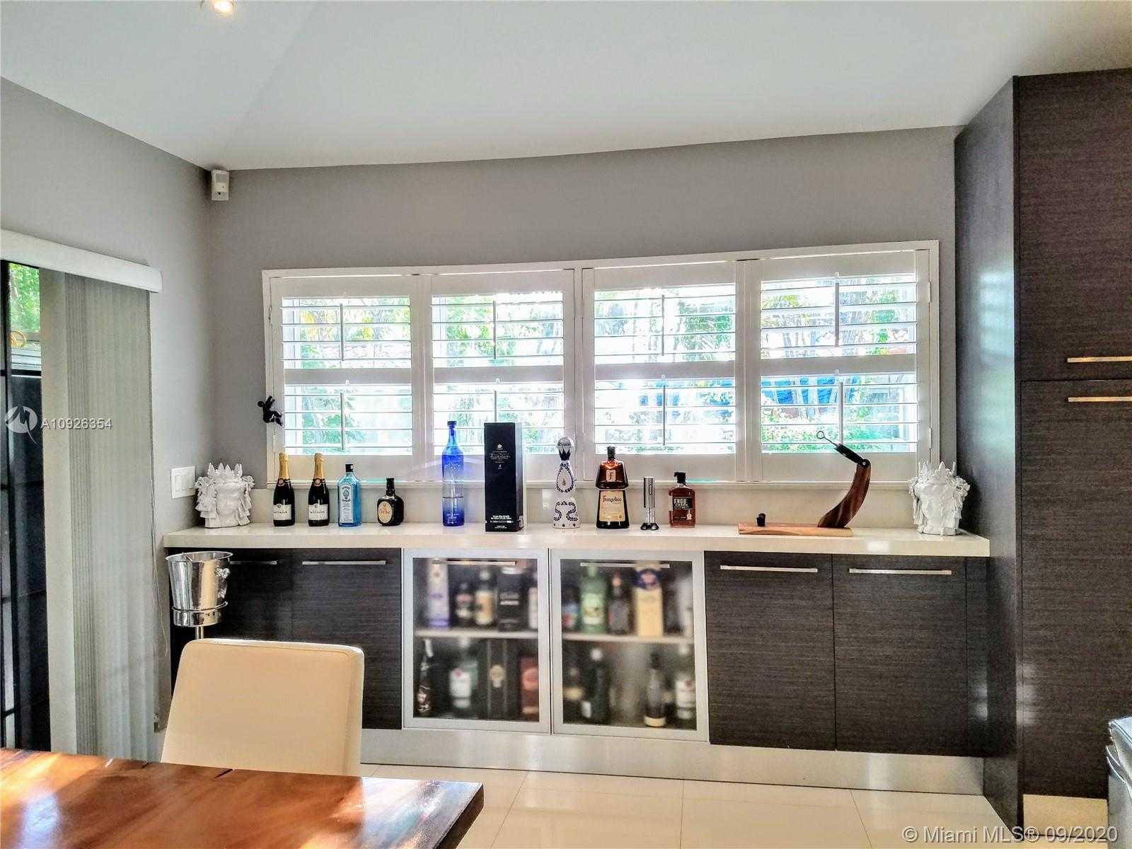 Small Image of 6440 SOUTH WEST 144TH ST, Coral Gables Number 36