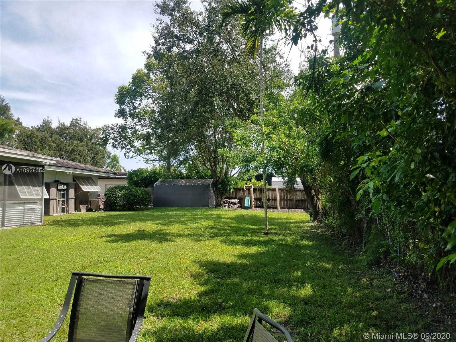 Small Image of 6440 SOUTH WEST 144TH ST, Coral Gables Number 38