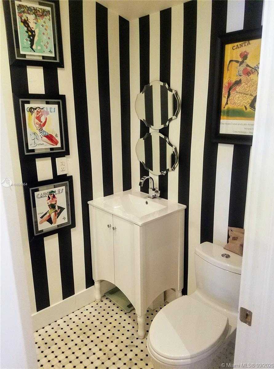 Small Image of 6440 SOUTH WEST 144TH ST, Coral Gables Number 43