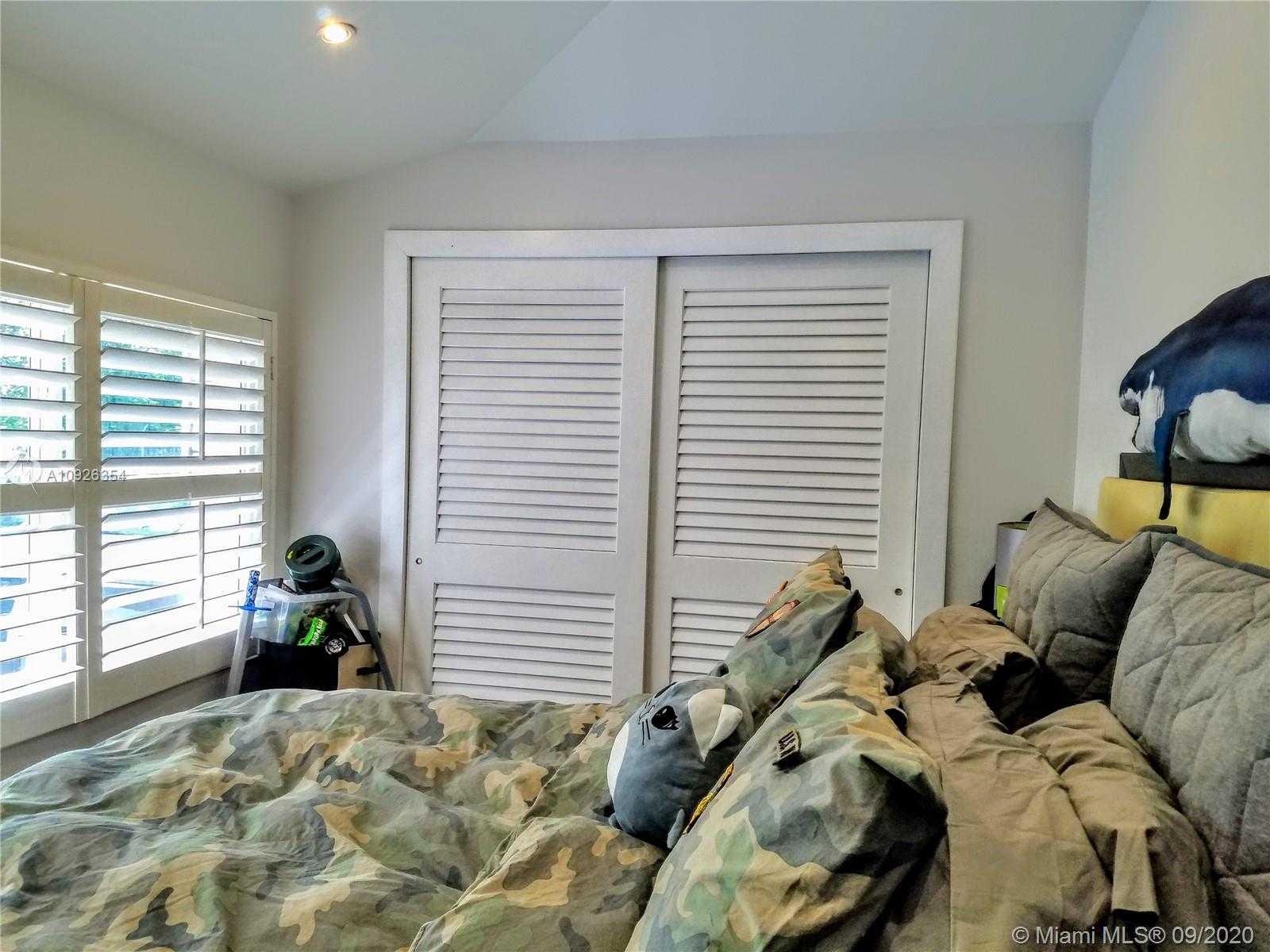 Small Image of 6440 SOUTH WEST 144TH ST, Coral Gables Number 44