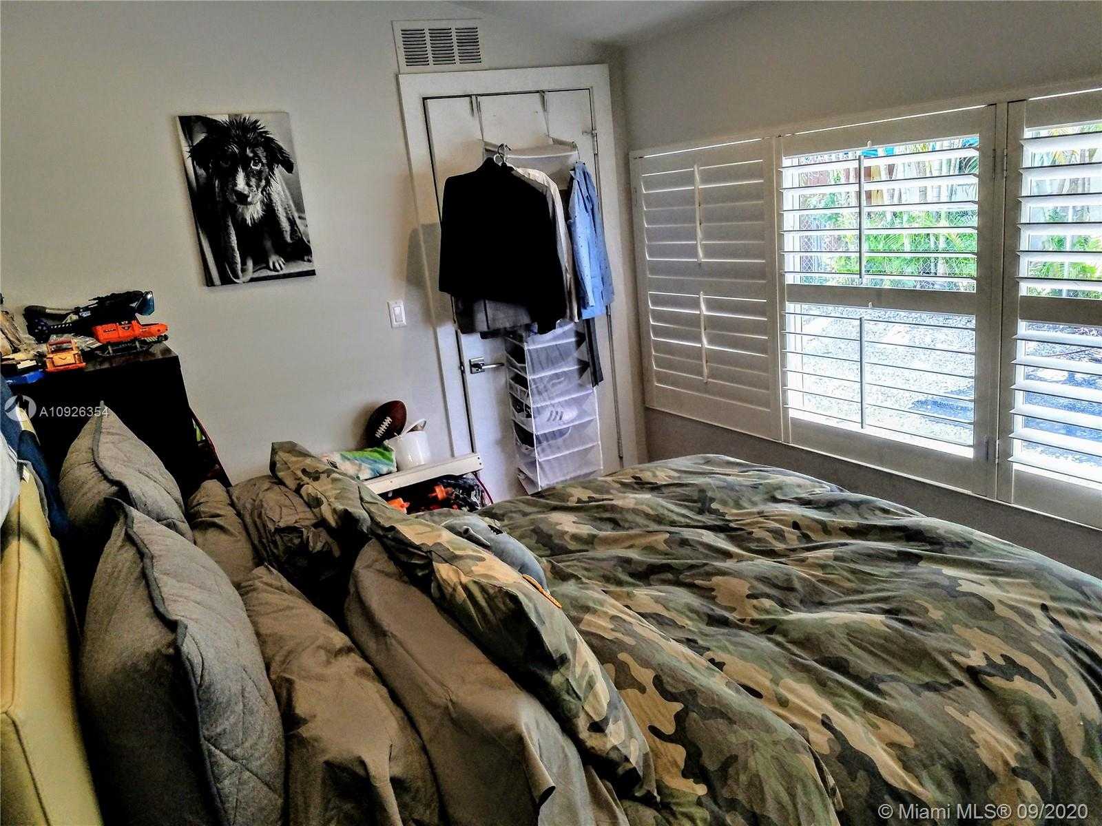Small Image of 6440 SOUTH WEST 144TH ST, Coral Gables Number 45