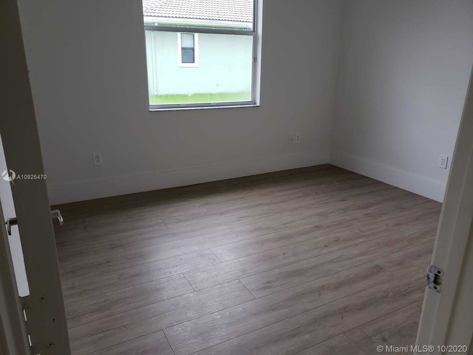 Small Image of 14954 SOUTH WEST 39TH ST, Davie Number 15