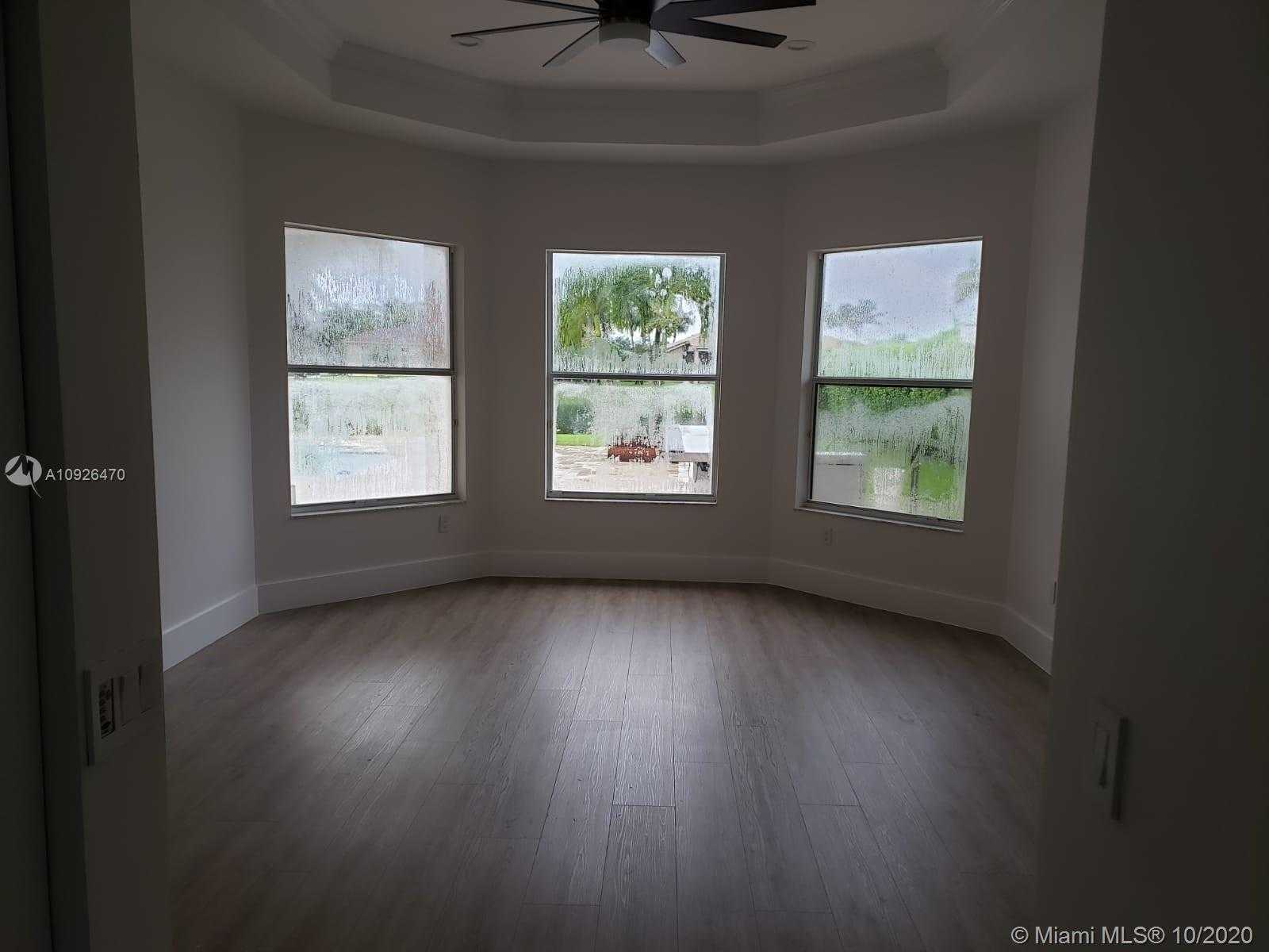Small Image of 14954 SOUTH WEST 39TH ST, Davie Number 19