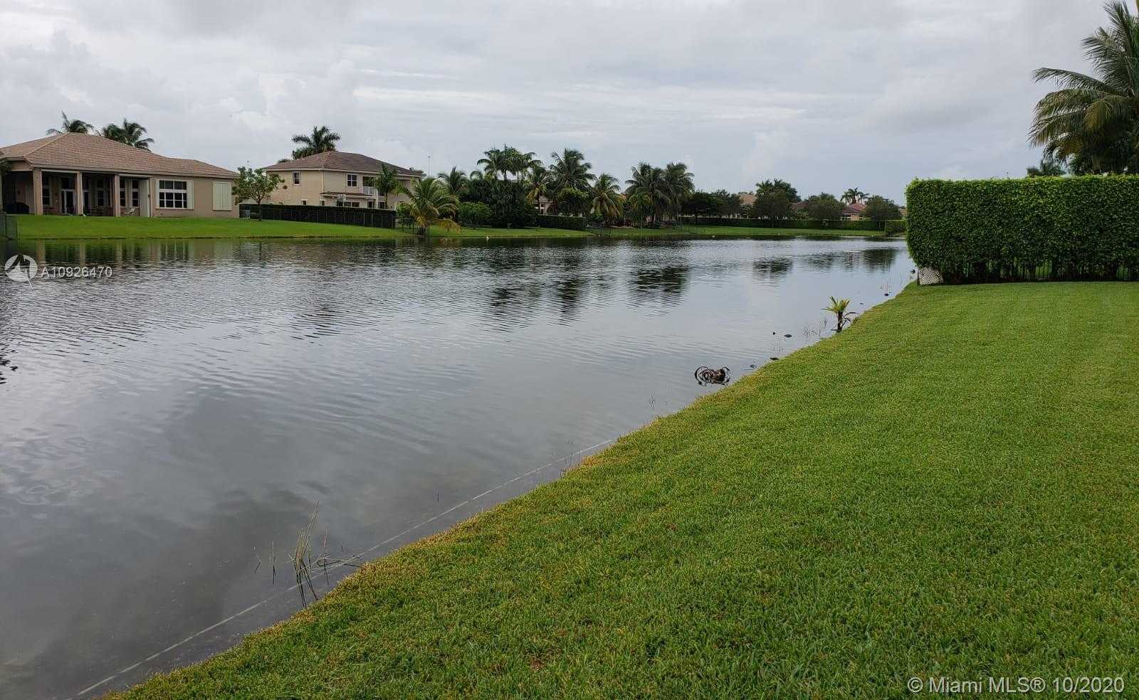 Small Image of 14954 SOUTH WEST 39TH ST, Davie Number 34