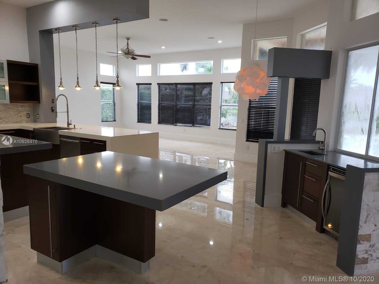 Small Image of 14954 SOUTH WEST 39TH ST, Davie Number 7