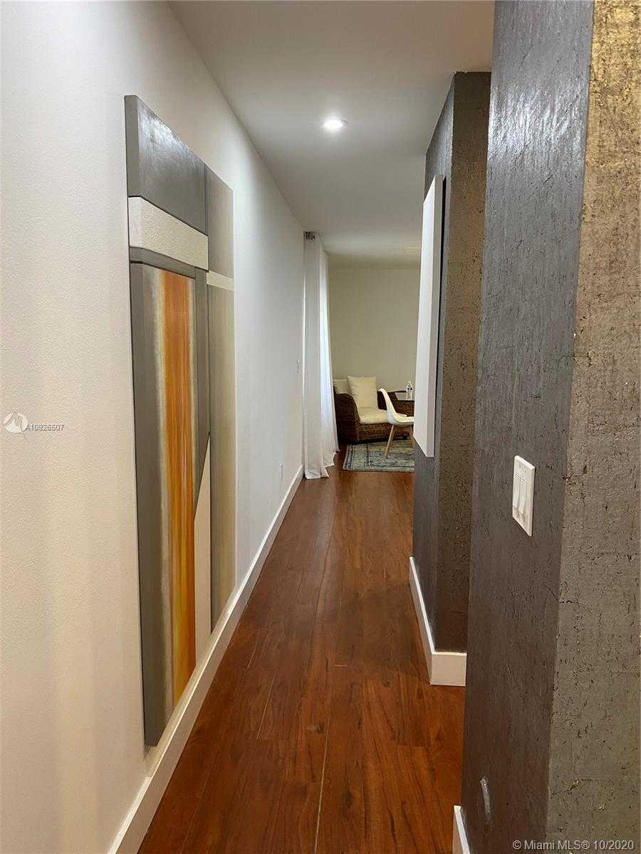 Small Image of 2752 SOUTH WEST 11TH ST, Miami Number 11