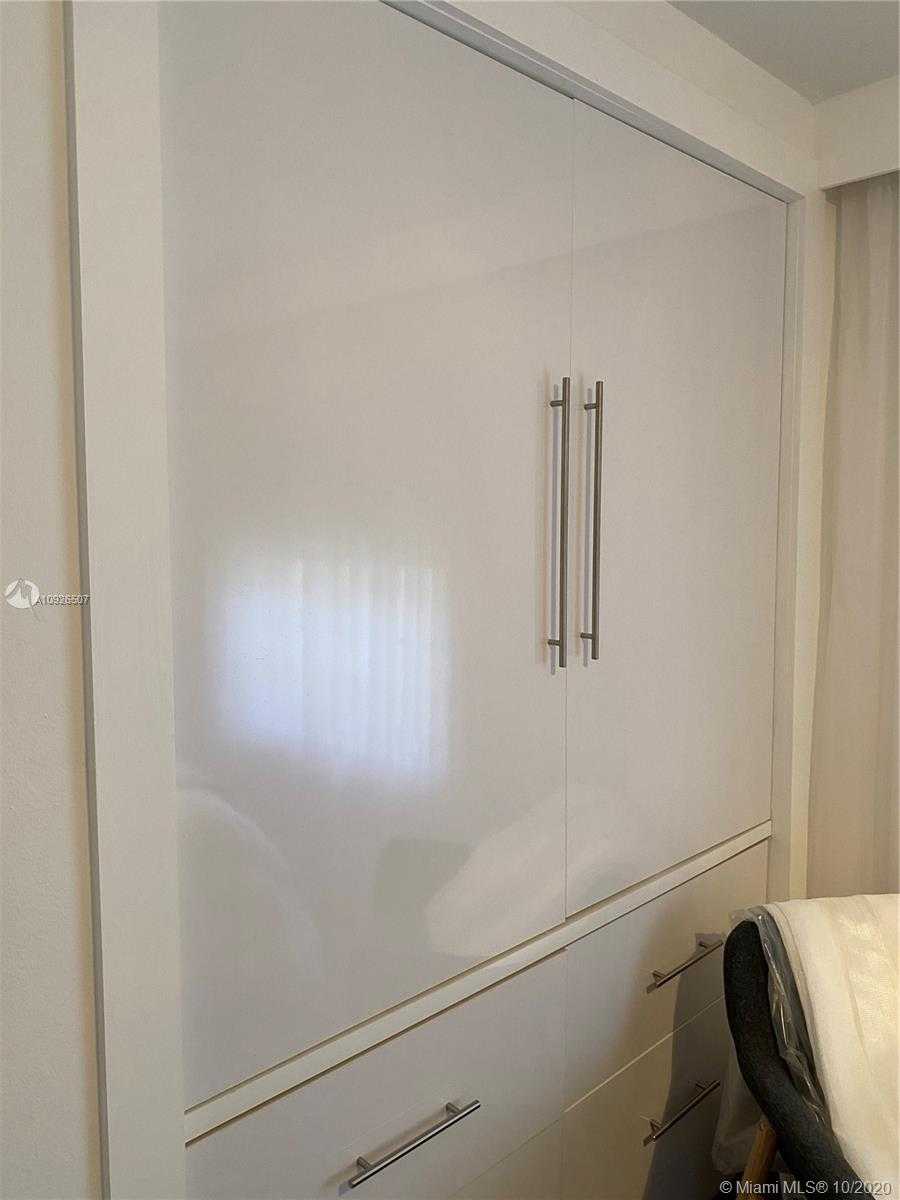 Small Image of 2752 SOUTH WEST 11TH ST, Miami Number 21