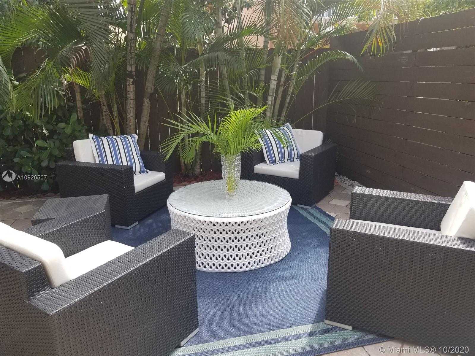 Small Image of 2752 SOUTH WEST 11TH ST, Miami Number 31