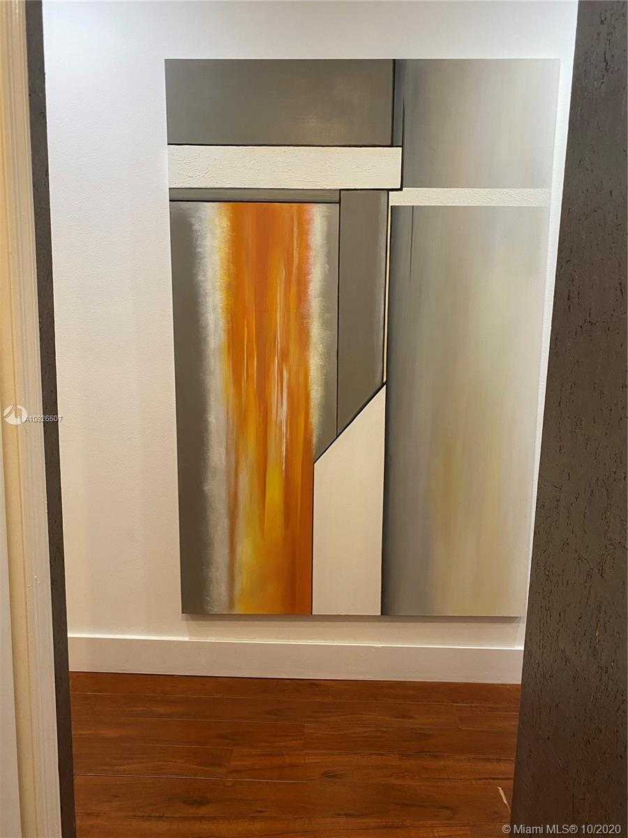 Small Image of 2752 SOUTH WEST 11TH ST, Miami Number 5