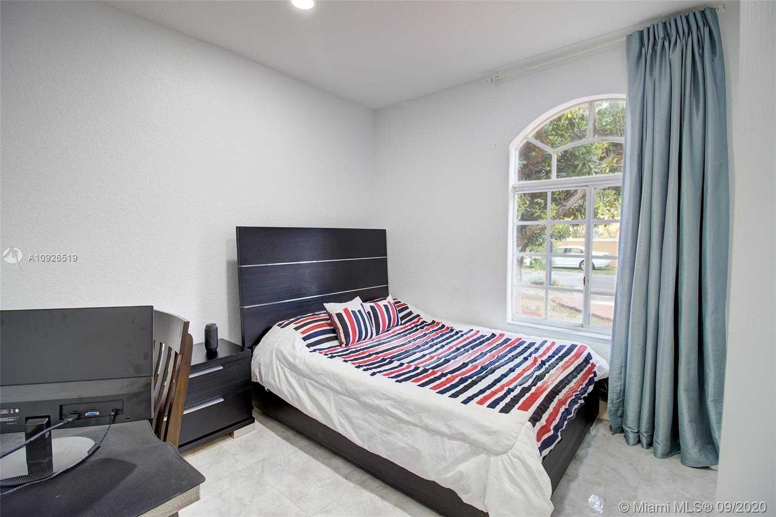 Small Image of 7784 NORTH WEST 167TH TER, Miami Lakes Number 16